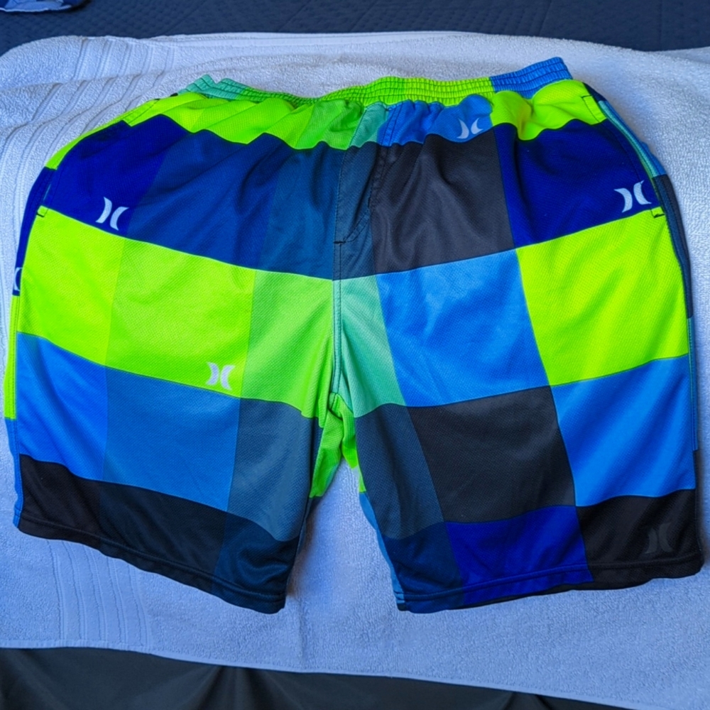 Hurley gym shorts M
